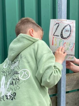 MarykirkPS's tweet photo. Our JRSO group putting up 20 is plenty signs around the school. Today they have been looking at road safety and also wearing a helmet when cycling. https://t.co/UODK1GPBKG