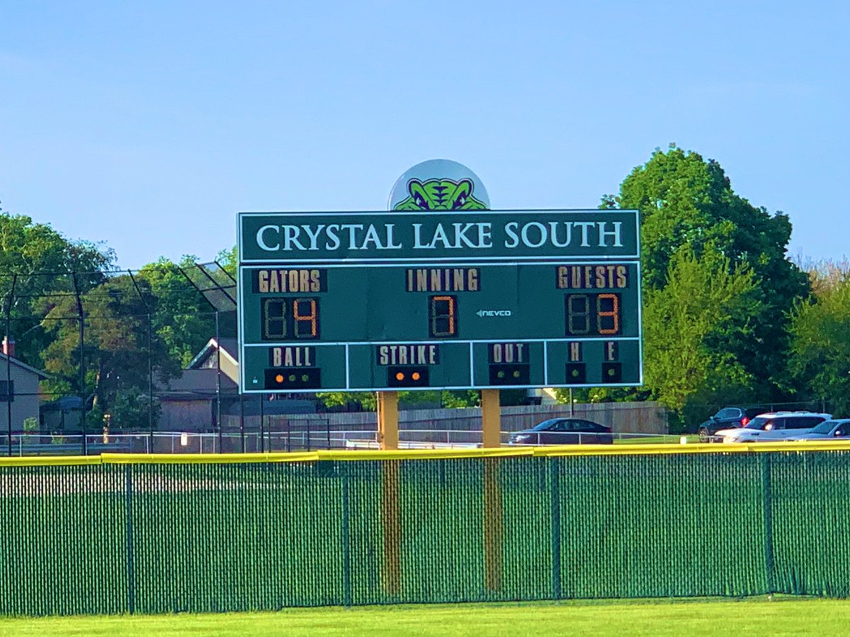 Jamie_A14's tweet photo. Great 4-3 win for the CLS Gators Varsity Softball team over Larkin Royals yesterday! Big highlights: Pupillo w/ a solo ๐ฃ Skorich w/ a 2-run ๐ฃ!! ๐๐ฅ
#clsgators #varsitysoftball https://t.co/8d8YsEilZa