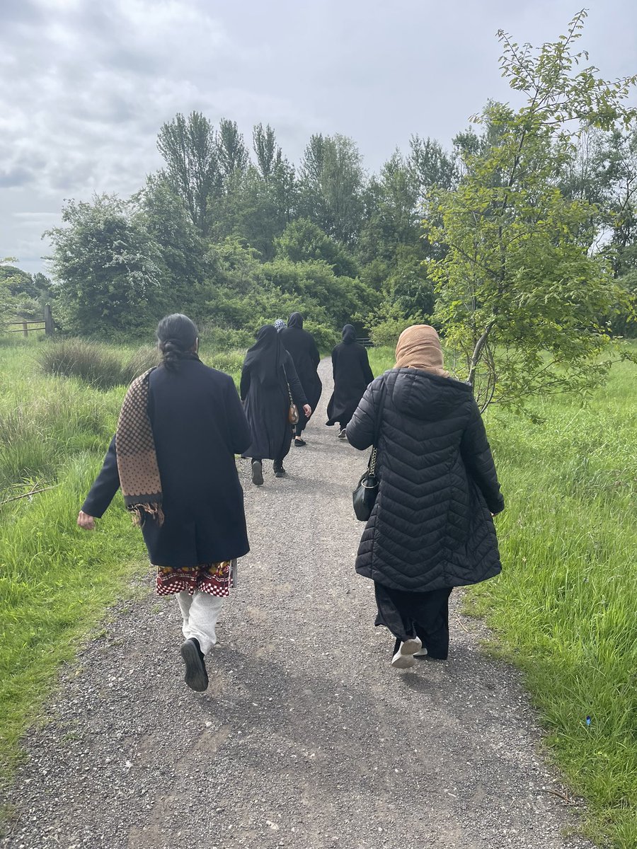 BameConnect's tweet photo. Walk & Connect - Our group is picking up and so is our pace ๐ถ๐พโโ๏ธof walking #FridayMotivation #FeelGoodFriday Alexandra Park and on to Park Bridge today! #nature #reducingisolation #meetingnewfriends #keepmovingthismay @GmWalks @UProjects4U @community_oak https://t.co/3hv0LwDqEn