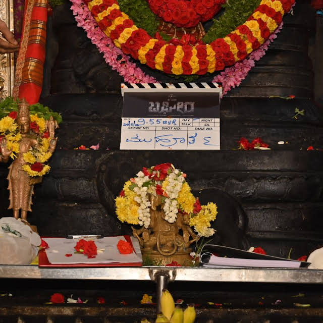 gopalan_cinemas's tweet photo. Shooting commences for the movie Bagheera starring Sri Murali.

#gopalancinemas #bagheera #srimurali #Kannada #Sandalwood #movie #cinema #cinemas #movie #fun #safewatching #safeexperience #entertainment #food #enjoyment  #safetyonpriority #HDquality #sanitized #movielovers https://t.co/D59ZaXylk8