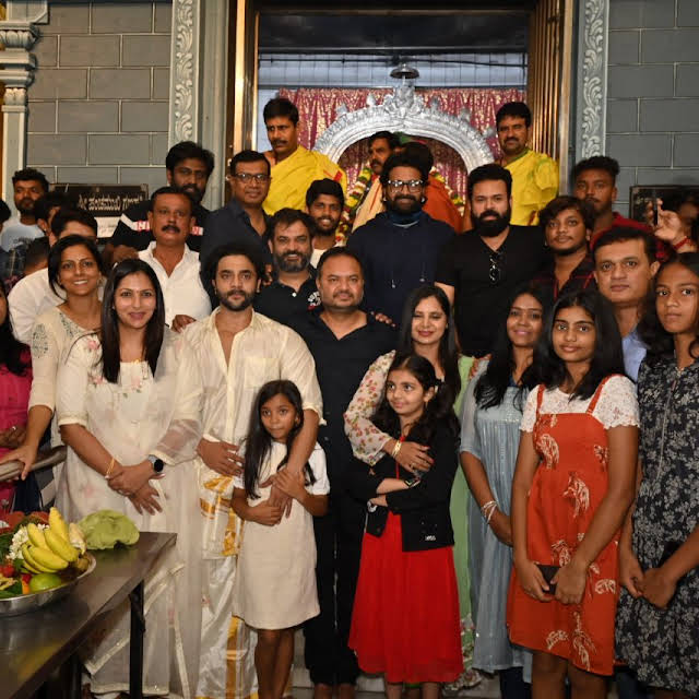 gopalan_cinemas's tweet photo. Shooting commences for the movie Bagheera starring Sri Murali.

#gopalancinemas #bagheera #srimurali #Kannada #Sandalwood #movie #cinema #cinemas #movie #fun #safewatching #safeexperience #entertainment #food #enjoyment  #safetyonpriority #HDquality #sanitized #movielovers https://t.co/D59ZaXylk8