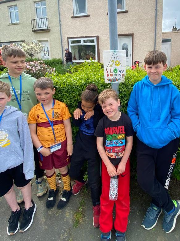 MarykirkPS's tweet photo. Our JRSO group putting up 20 is plenty signs around the school. Today they have been looking at road safety and also wearing a helmet when cycling. https://t.co/UODK1GPBKG