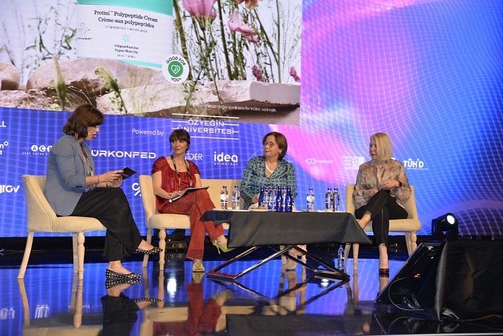 goodspacesista1's tweet photo. 14-15 Mayıs’taki panellerimizden kareler. #arttechforgoodsummit #atfgs22 #goodspaces https://t.co/hcpzDskfJq