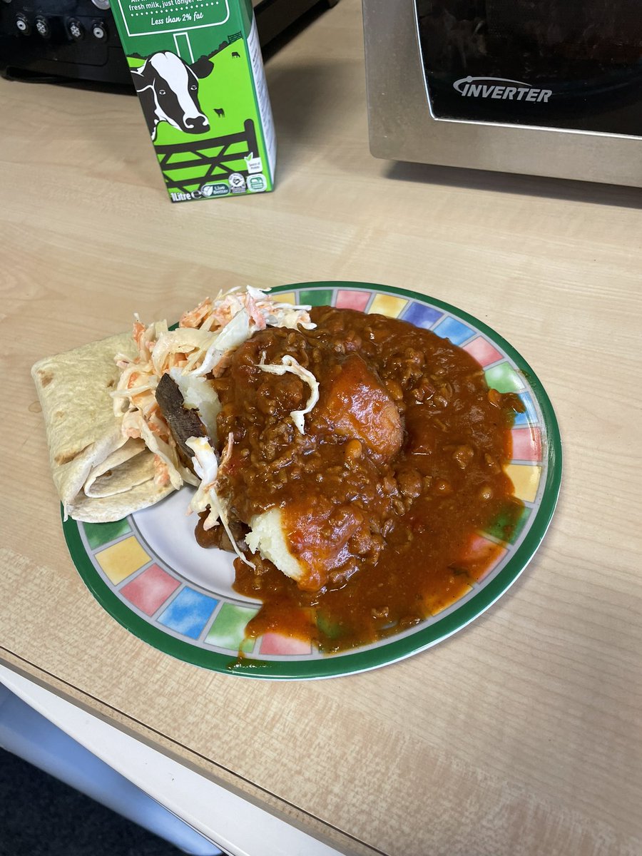 FreyaSmithSLT's tweet photo. Forever being spoilt at @AlbrightCentre, we love Fridays 🎉 #mySLTday https://t.co/2sRBAHMD4U