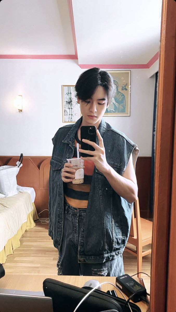 Laylayyo_Fansup's tweet photo. วัยรุ่นชานม🧋
IGS: Laylayyo 

#เลบอกไม่หวาน
#Laylayyo https://t.co/PUPapqzLBw
