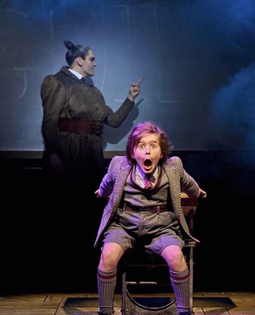 daisyandukes's tweet photo. That’s our Rudy 😲⭐️

#Matilda https://t.co/7qjaExNMHU
