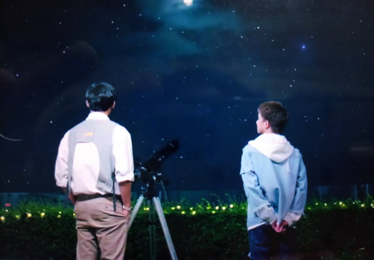 NaviyaD's tweet photo. ชอบเค้าดูดาว สวยยยย 

#TeaserLoveAt9 https://t.co/w8tIkxI9Mu