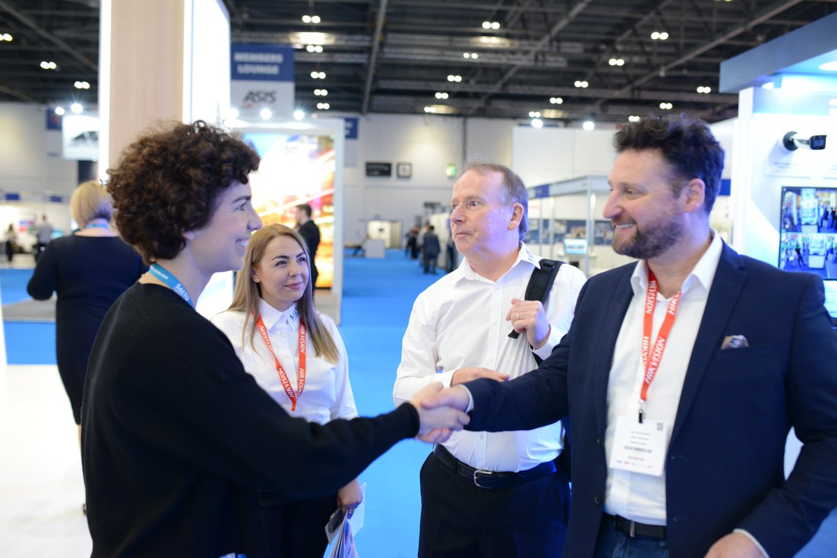 VandercomMedia's tweet photo. Filming at IFSEC London Excel. Is your business at an Exhibition this year?🎥
#london #exhibition #excel #ifsec #videoproduction #corporatevideo #corporatephotography #vandercomfilms https://t.co/aqC1uo5FkA