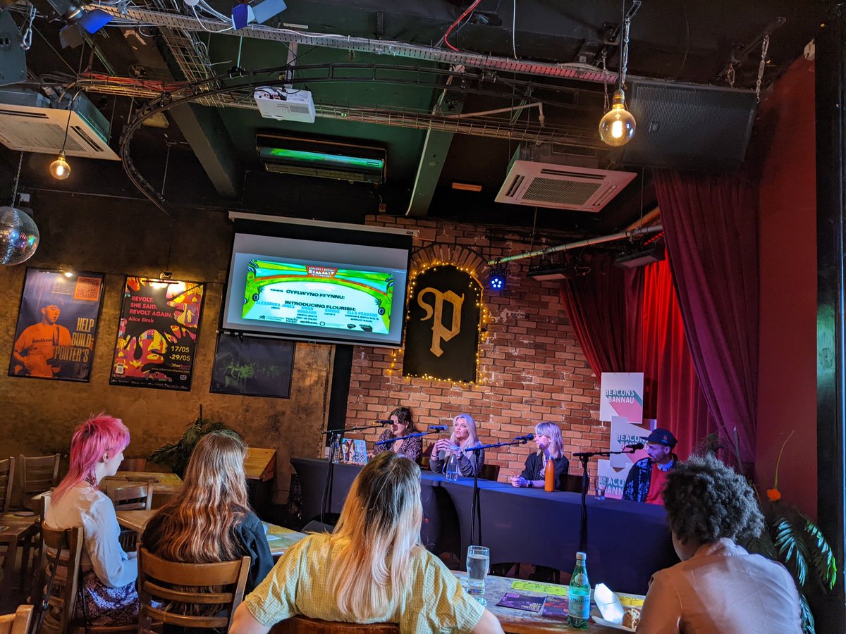 First panel @BeaconsCymru #SUMMIT22 exploring mental health in music industry 👍🏻 <a href="/ellapeaoboe/">ella pearson</a> <a href="/kiddus_/">Kiddus</a>
