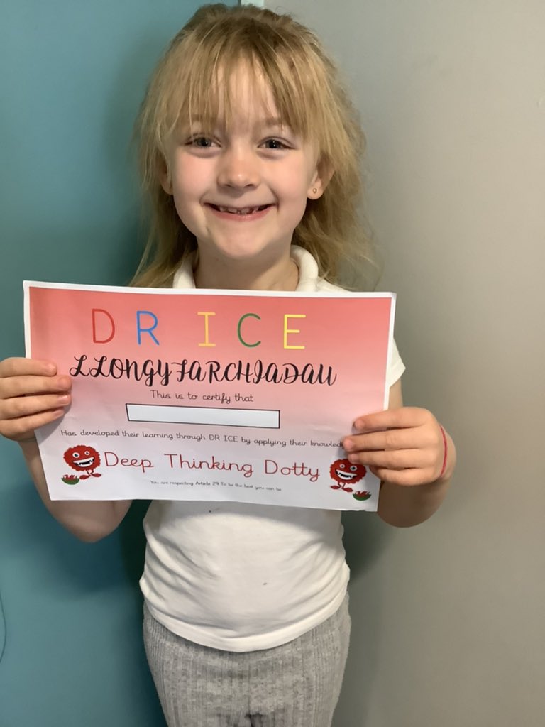 glanhowyprimary's tweet photo. Congratulations to this little girl who was awarded a Deep Thinking Dotty certificate this week in our DR ICE assembly. She always embraces challenges, thinks imaginatively and her creativity inspires others! Da iawn! #glanfam2 #deepthinkingdotty https://t.co/xHjLIPmb7F