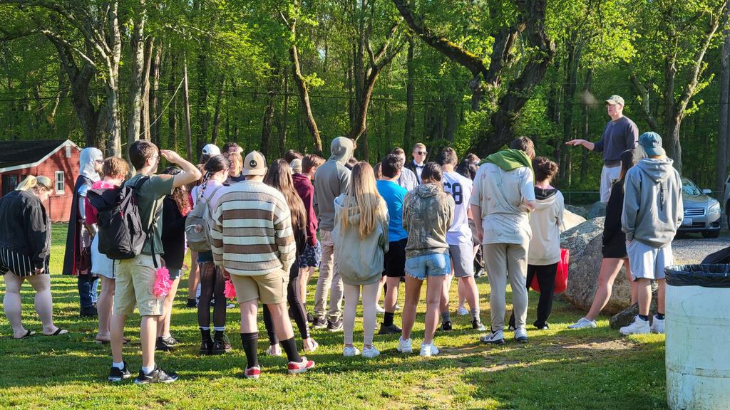 The Physics God, addressing his flock! Go Golas! #PhysicsOlympics <a href="/CoventryOakers/">Coventry High School</a> <a href="/OakerSci/">Oaker Science</a> <a href="/coventryschools/">Coventry Schools RI</a>