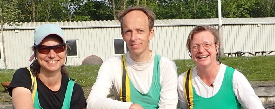 De Laak-trio roeit 300+ kilometers in twee dagen voor onderzoek naar ziekte #ALS. #RingvaartRegatta <a href="/ElfstedenRoeien/">LRV Wetterwille-ERM</a> <a href="/Roeimarathons/">wedstrijden</a> <a href="/ALSnederland/">ALS Nederland</a> #voorALSnog rvdelaak.nl/2022/05/15/de-…