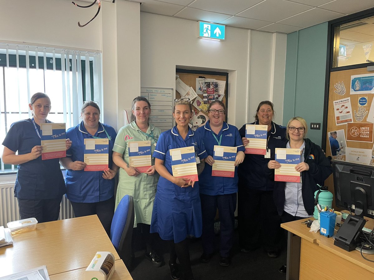 Kellie Smart (@kellie_pw) on Twitter photo Finishing #DementiaActionWeek2022 at <a href="/TGDNService/">T&G ICFT District Nursing Service</a> in Hyde. Final delivery of our βThis is meβ to DNs in Tameside. Thank you for your engagement ππ» Finishing #DementiaActionWeek2022 at <a href="/TGDNService/">T&G ICFT District Nursing Service</a> in Hyde. Final delivery of our βThis is meβ to DNs in Tameside. Thank you for your engagement ππ»