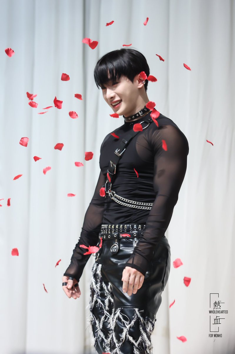 WholeHearted_WH's tweet photo. 220226 🥰@official__wonho 

#원호 #WONHO https://t.co/uUoRDyfo6g
