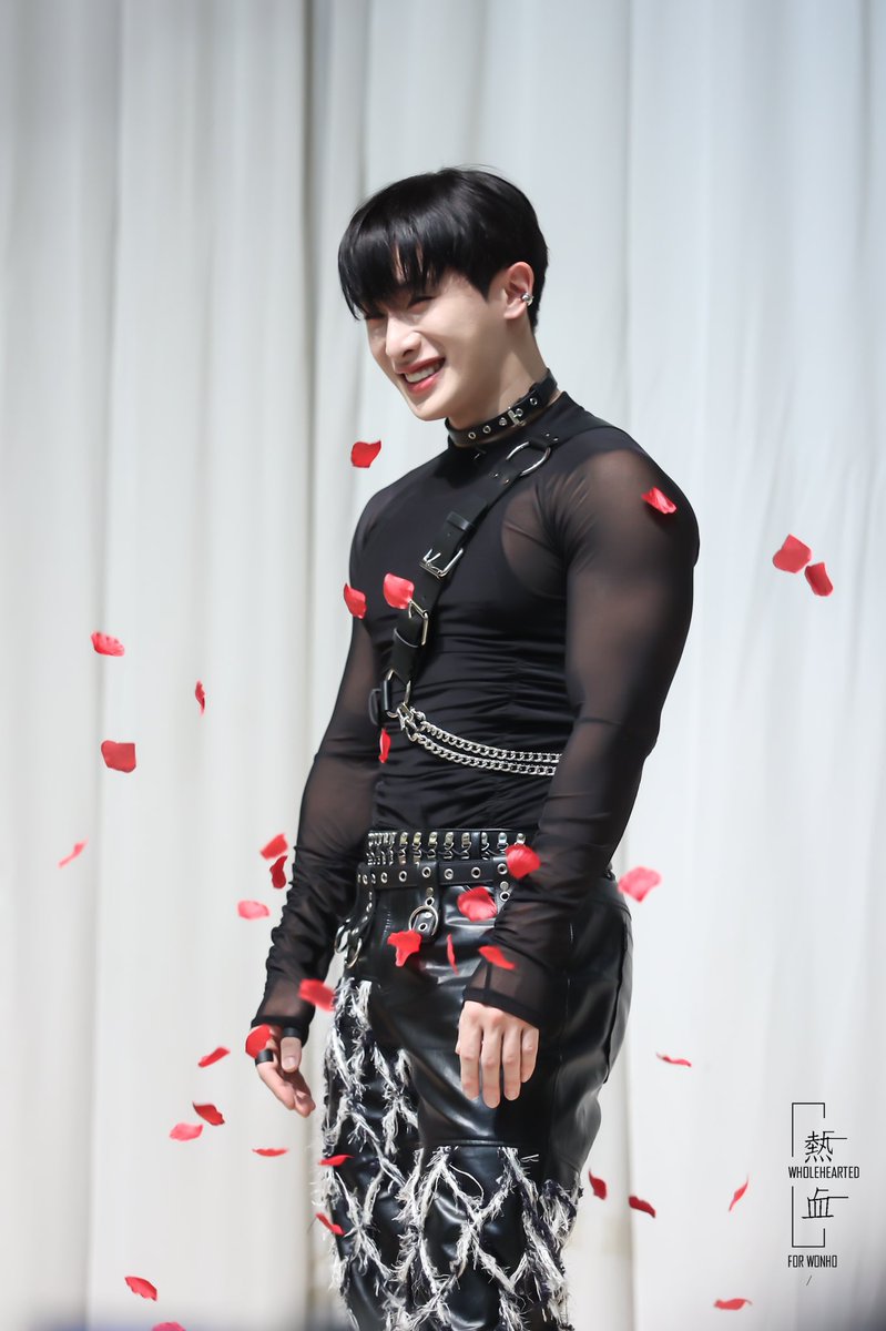 WholeHearted_WH's tweet photo. 220226 🥰@official__wonho 

#원호 #WONHO https://t.co/uUoRDyfo6g