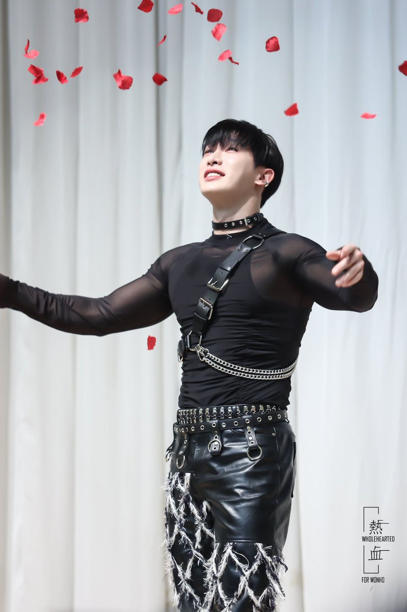 WholeHearted_WH's tweet photo. 220226 🥰@official__wonho 

#원호 #WONHO https://t.co/uUoRDyfo6g
