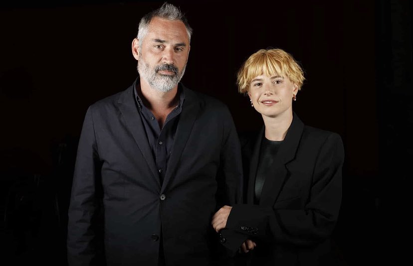 badpostbuckley's tweet photo. “She did what you always hope for, really, from all collaborators, but she did it in a really spectacular way, which is to offer up a set of thoughts and ideas and things she would like to do that I would not have been able to come up with myself.” - Alex Garland on Jessie https://t.co/Sbo0oTR9q7