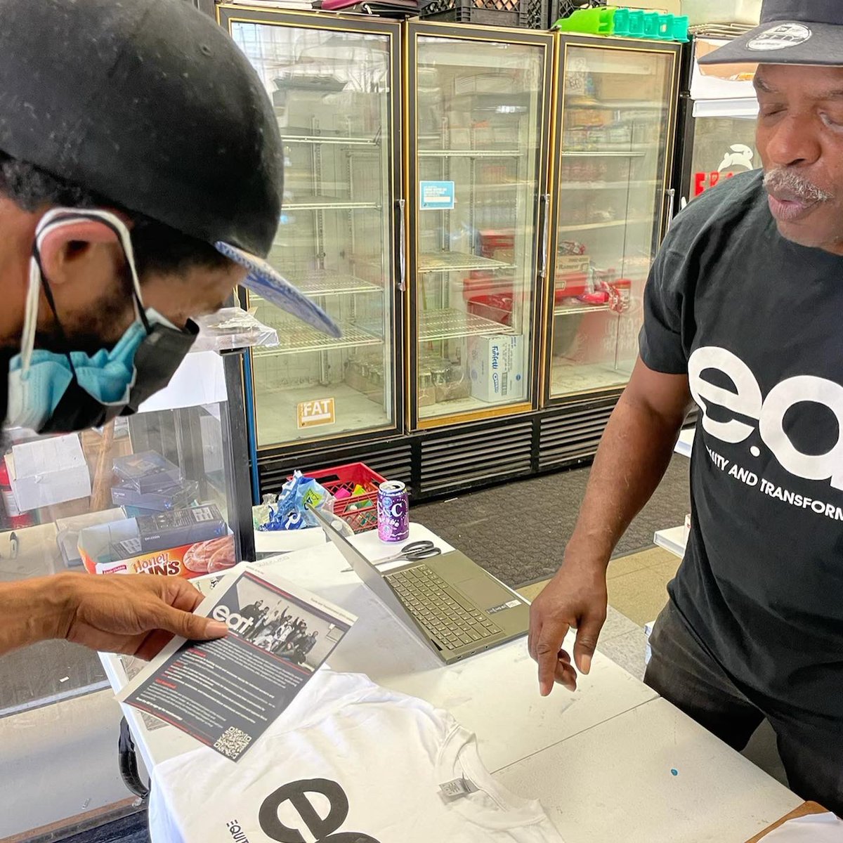 EatOrgChicago's tweet image. We don’t have all the answers, but we do know that in order to change the conditions in our communities we must be in community with community. #backtothebasics #buildinglocalpower