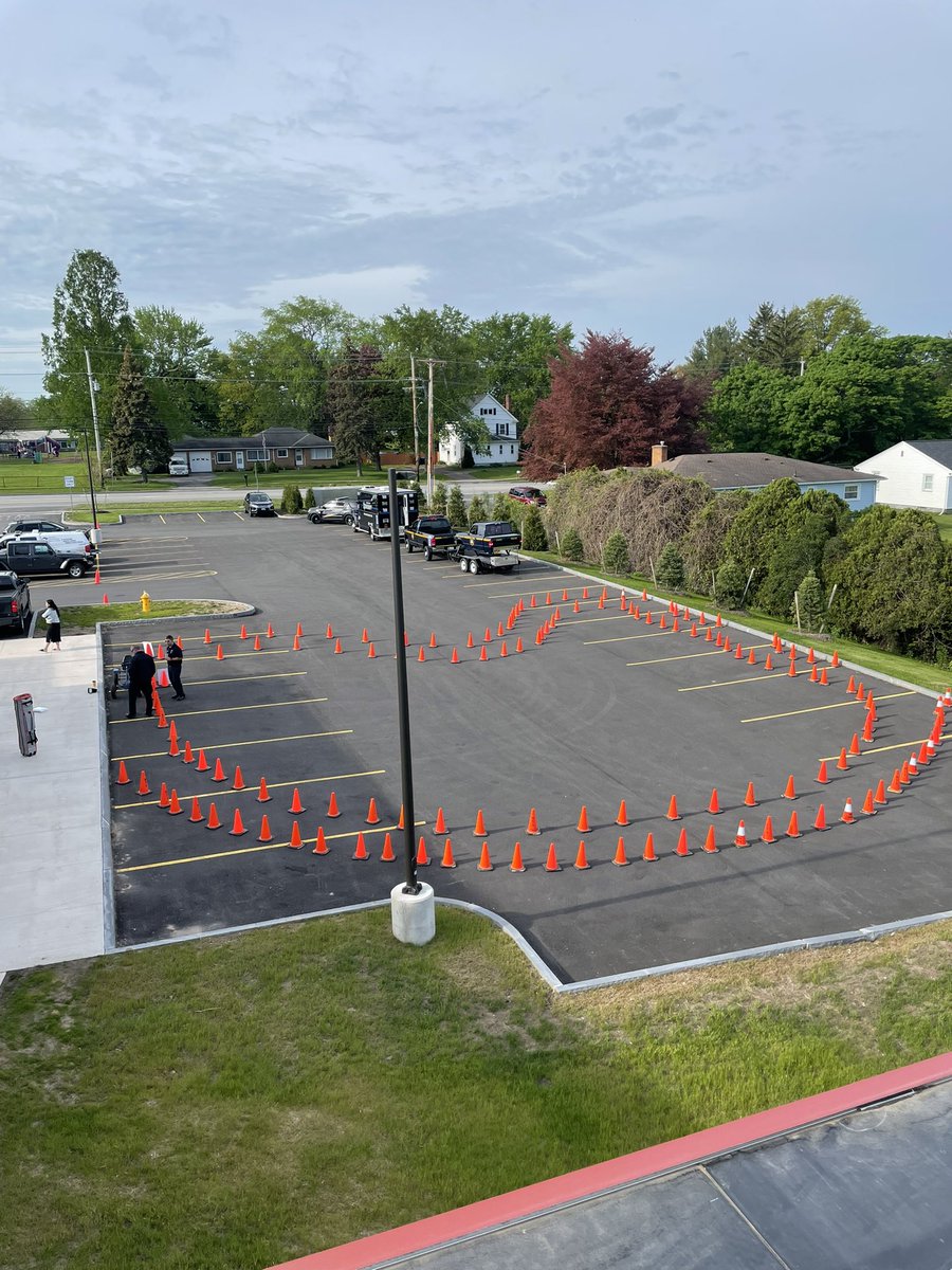 GcsdLogistics's tweet photo. Getting ready for the Safety Fair w @snnrago229 https://t.co/kSXkN6zJSB