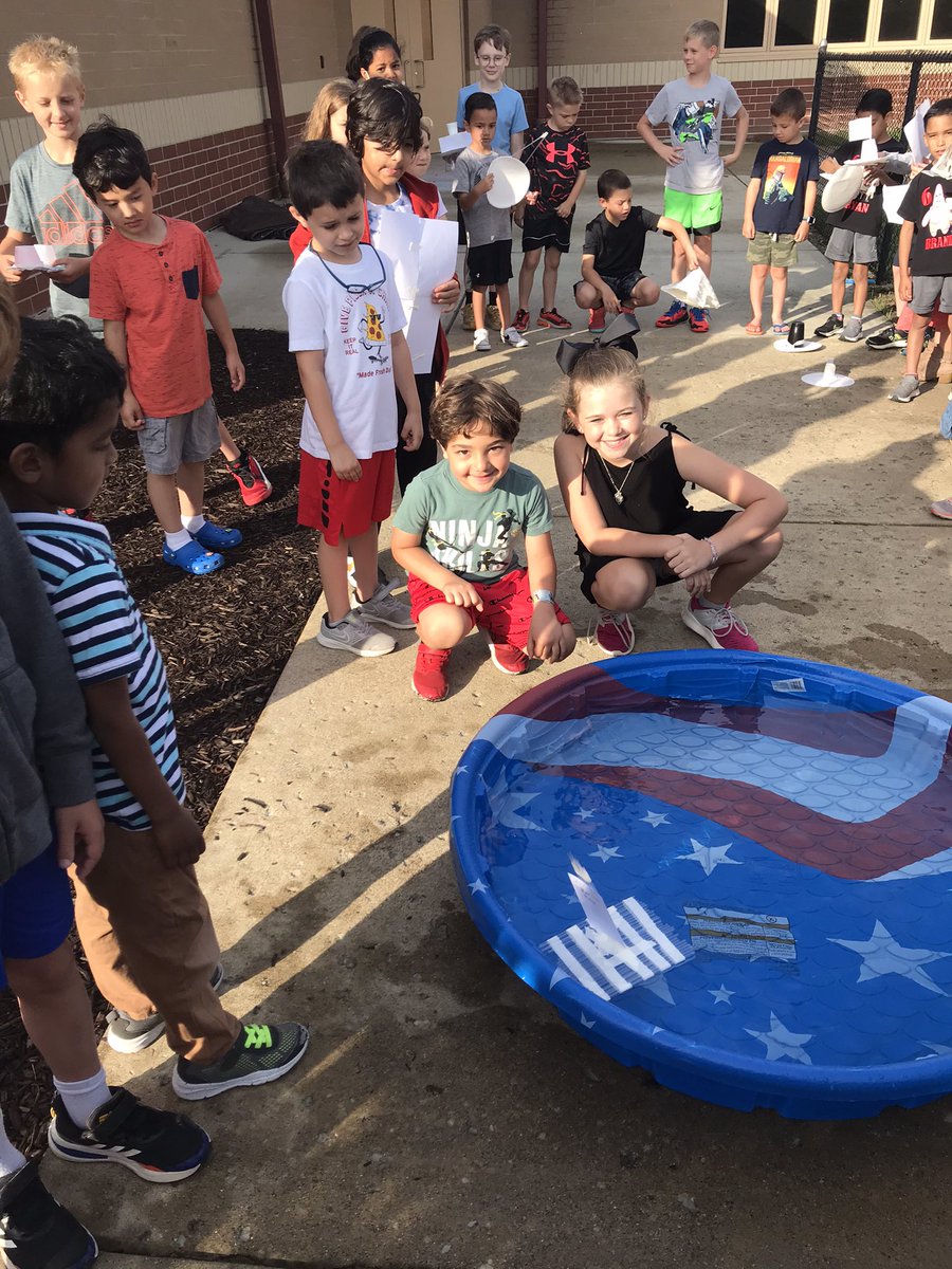 Will it sink or float?  Some great time with <a href="/_MrsBuck_/">Carissa Buck</a>  and her 3rd grade class today!