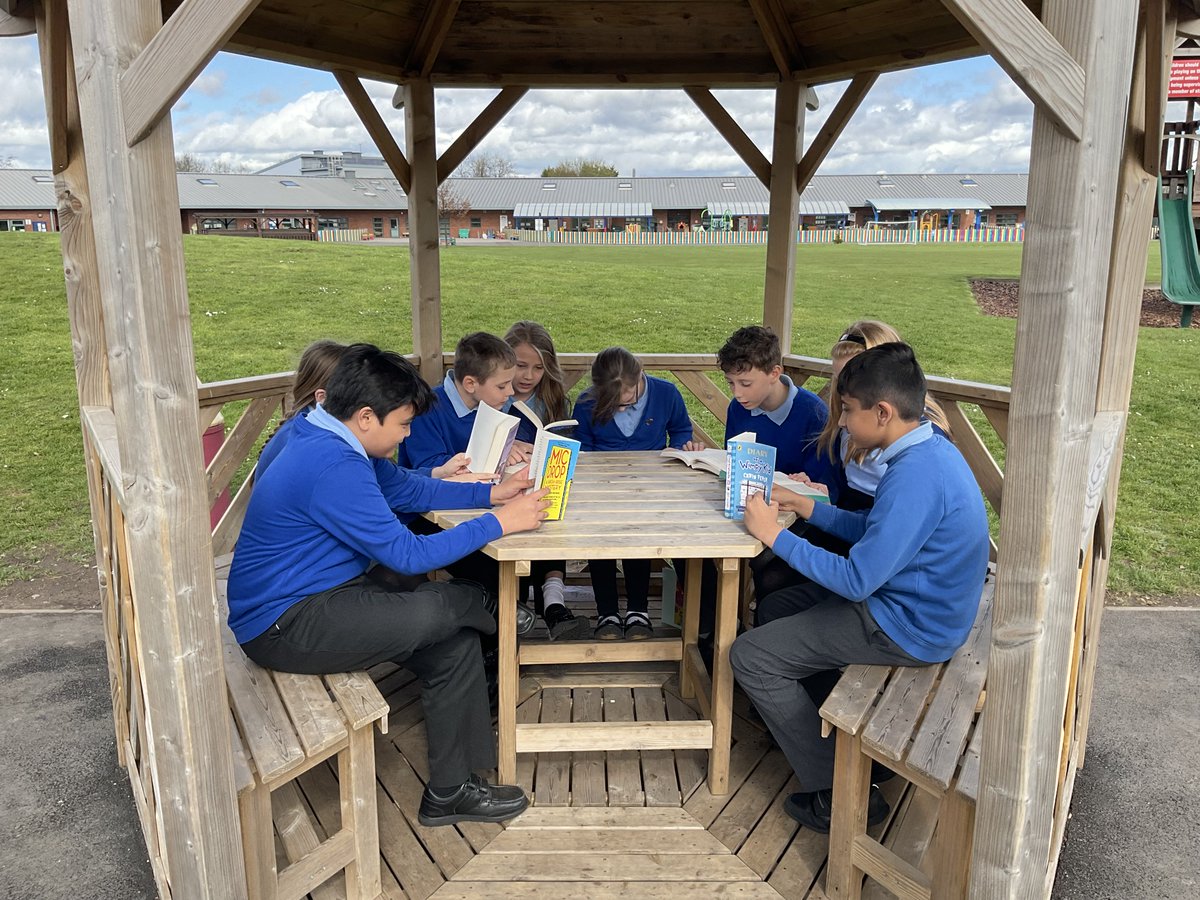 _MrsU_shp's tweet photo. Thank you to @Literacy_Trust and @PuffinBooks for our huge haul of exciting, diverse books! We can't wait to fill our new playground Reading Sheds with these beauties! #worldofstories 

@SHAcademyTipton @Rivers_MAT 
@Miss_Hughes_SHP @misslewSHA https://t.co/Nf4P0tfY6l