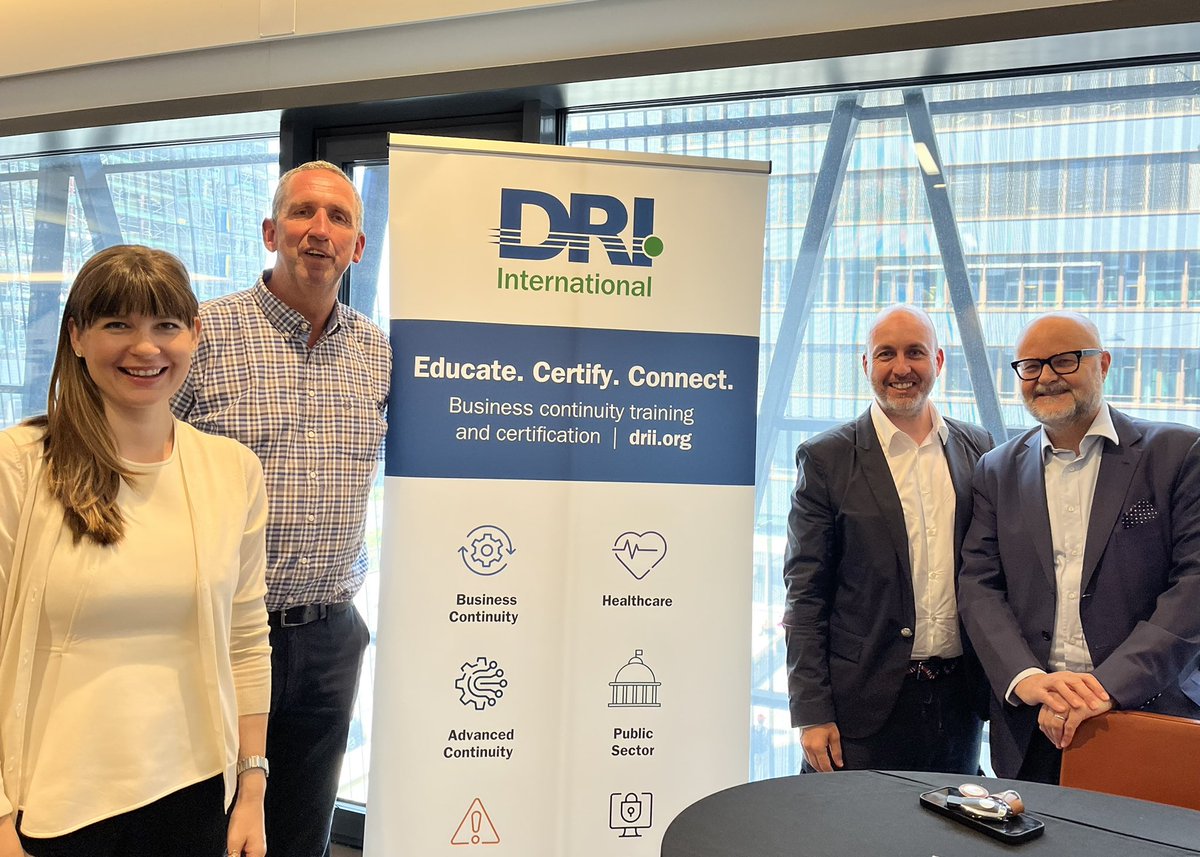 ChloeDemrovsky's tweet photo. Always happy to connect with the @DRI_Intl team in Europe. With @DRIItaly, DRI Switzerland @JZeppos and DRI Benelux at #Riskin22 / @Risk_in_Europe https://t.co/SJUjx1RQjY