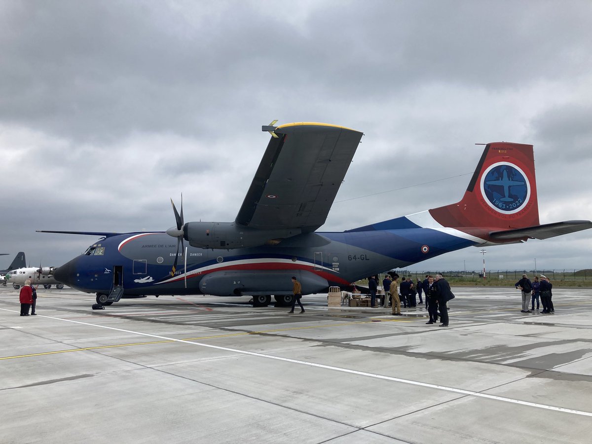 FanaAviationMag's tweet image. #Transall Au revoir ! Journée spéciale pour les adieux de @Armee_de_lair à l’un de ses précieux serviteur. #avgeeks