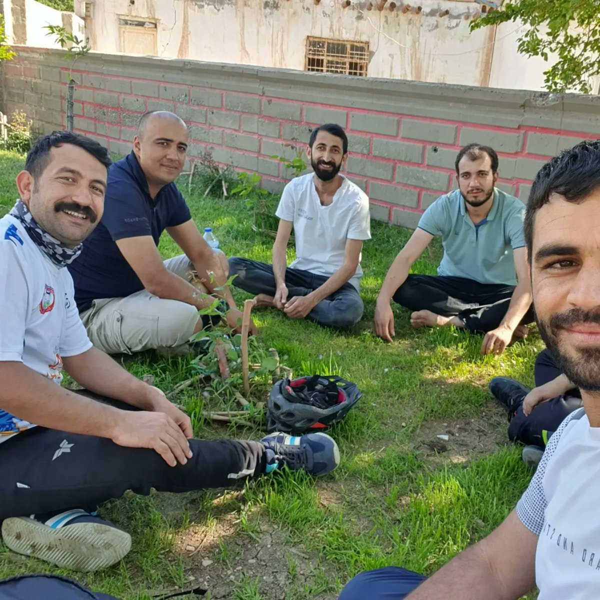 Surbis2's tweet photo. Uzun aradan sonra yine yeniden.. https://t.co/GHzOtguo1o