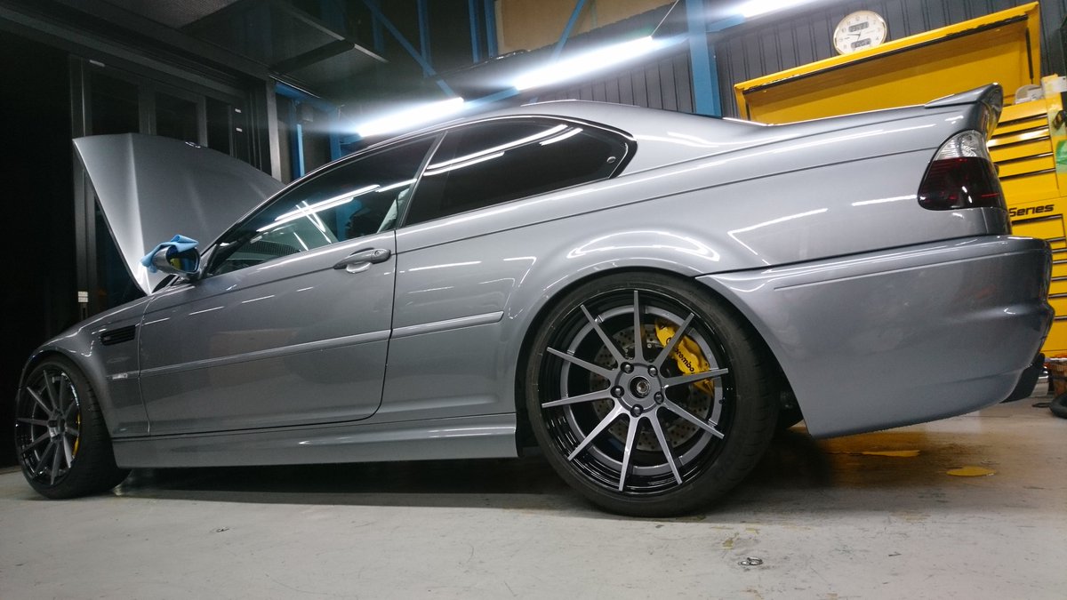 mackee44's tweet photo. こらーれ準備 何とか完了？
#ダブルフォア #M3 #ボディコーティング https://t.co/HTlG3TnD9Y