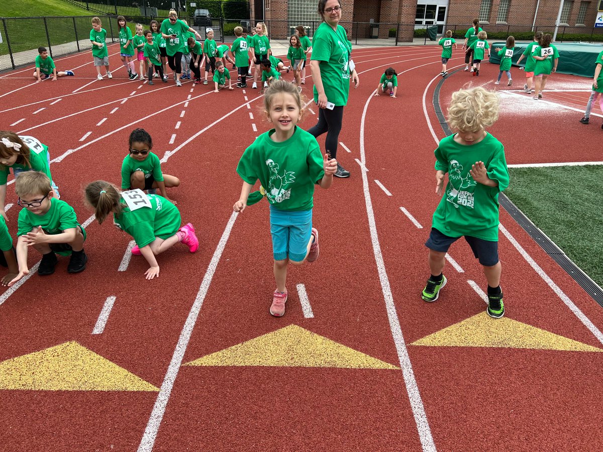 EPSDJefferson's tweet photo. WE DIDI IT!
Last week we held our FIRST RACE for EDUCATION in over THREE YEARS and it was AWESOME!!! A huge THANK YOU to our Jefferson Elementary PTC and our parent volunteers for helping with this exciting day!
WAY TO GO JEFFERSON FAMILY!
#OneJefferson
#EastPennPROUD https://t.co/eIzo6QGaQl