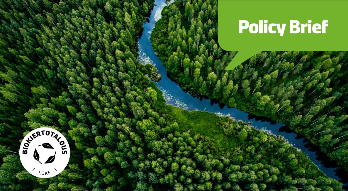 Politiikkasuositus ”Ilmastokestäviä ympäristötekoja muovien korvaamisessa” on julkaistu! Tutustu täältä: urn.fi/URN:ISBN:978-9… Lisälukemista: luke.fi/fi/uutiset/fos… ja muovitiekartta.fi #kiertotalous #muovitiekartta (1/6)