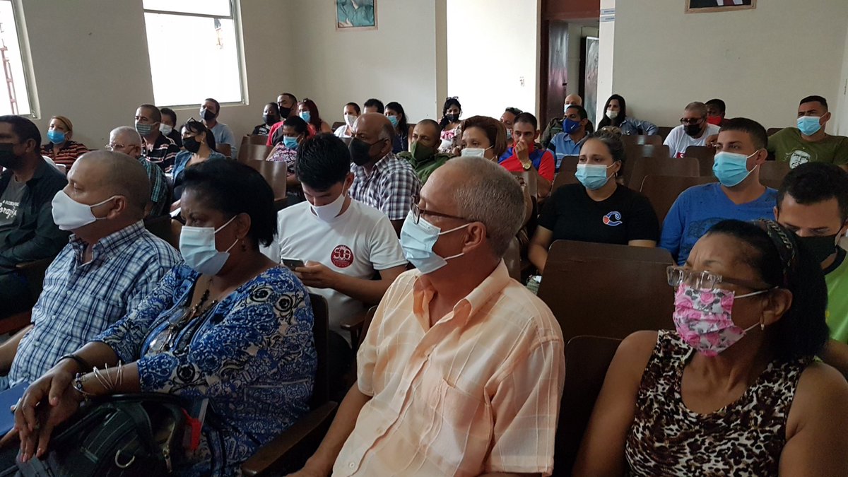 Municipio #Florida resumen visita #CCPCCenCamagüey  identifica deficiencias esferas economía, gestión y eficiencia. Acentúa papel #PCC en la base  y análisis problemas, más vínculo con colectivos y población búsqueda alternativas y soluciones <a href="/HumbertoCHernn2/">Humberto Camilo Hernández Suárez</a> <a href="/radiorebeldecu/">Radio Rebelde - Cuba</a>