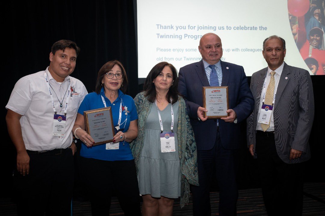 antonialuque12's tweet photo. Reconocimiento recibido de la Federación Mundial de Hemofilia @wfhemophilia , hermanamiento del año , Venezuela-Palestina , muchos obstáculos vencidos seguimos trabajando @AVHemofilia https://t.co/vndcU0zcjZ