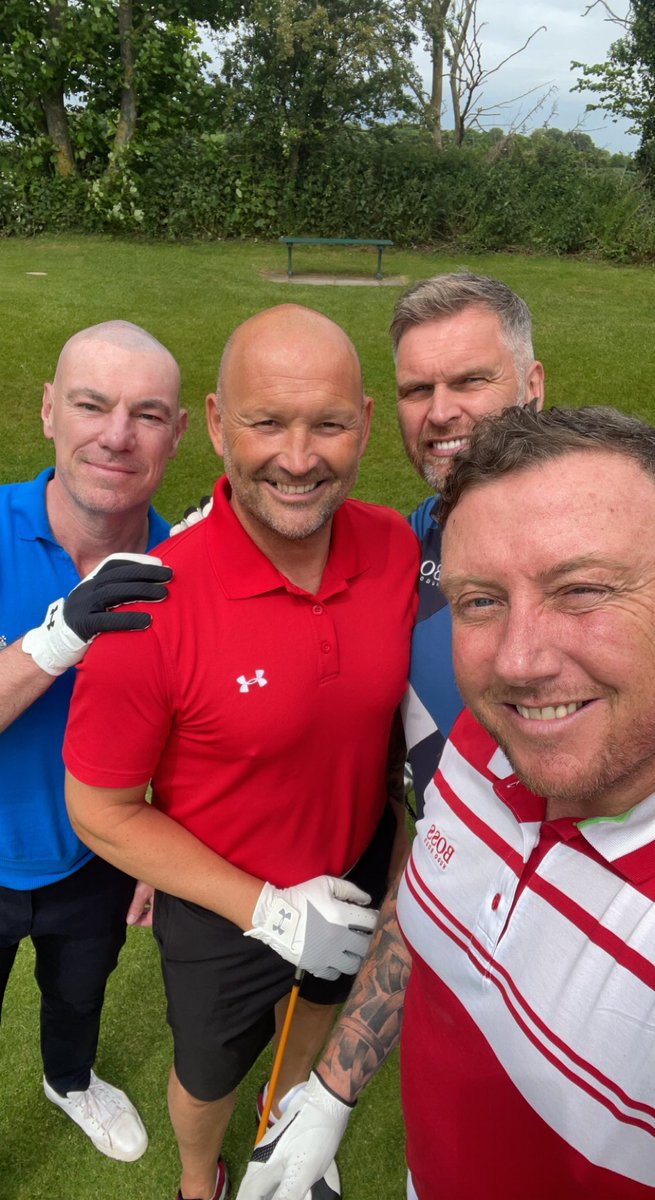 120 points scored as a team and we haven’t even teed off yet 🤣😲 thanks to @marcopanbarney scoring 🤣 @Hickletongolf #charity #golfday