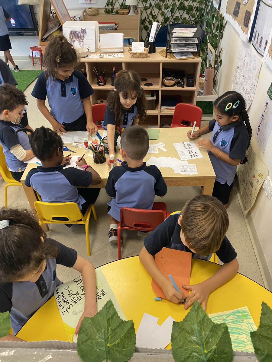 MTSFS_Gemma's tweet photo. We love a busy writing area! Our writing areas provide children with many opportunities to read and write as well as individual challenges. #EYFS #challenge #writing #HPL #mtsstudents https://t.co/wpiIN1Fe8p