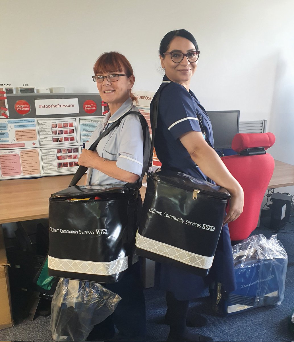 laura_ba1's tweet photo. The lovely Karen & Naveeda modelling our new kit bags π Oldham Community Services - District Nursingπ©ββοΈ#kitbag #oldhamcommunity #DistrictNursing @alywadsworth https://t.co/NeJX0BN1yr