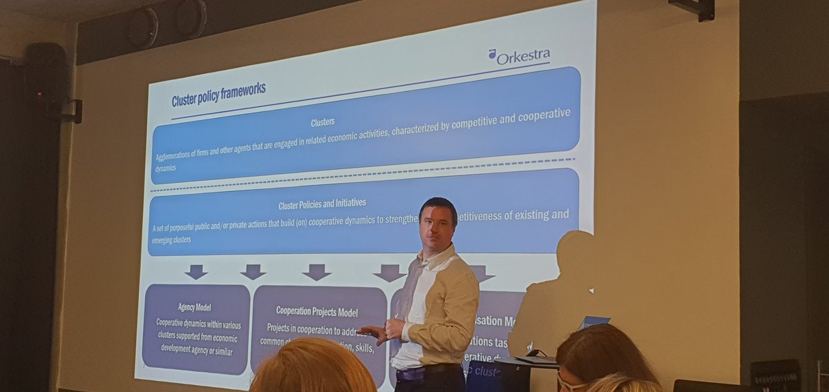 emilywise70's tweet photo. @jamierwilson presenting on the future of cluster policy frameworks at #TCINetwork cluster policy workshop, hosted by @grupospri https://t.co/lroDpCFHVd