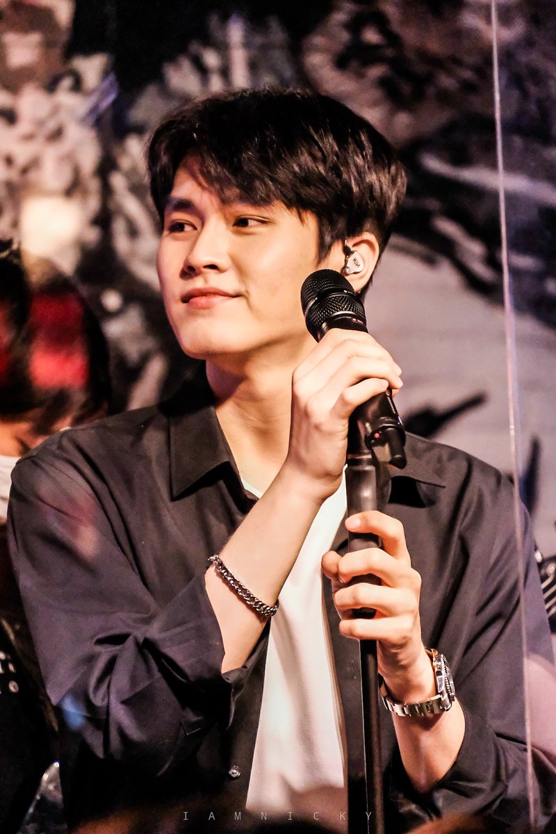 ตาหนู <a href="/kinkawornnn/">คินกาวอน</a> ของพี่ เมื่อคืนอุตส่าแว๊บมาแปปนึง
.
ไว้ไปหาน้าาาาาา
.
#kinkaworn #marr