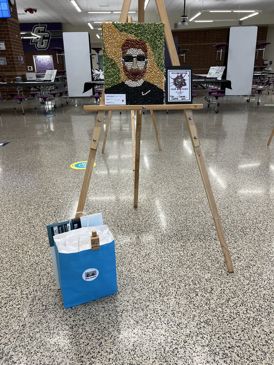 SGHSVisualArts's tweet photo. Congratulations to all our winners! Great job everyone! @SouthGarnerHS https://t.co/F7BAnuCY0j