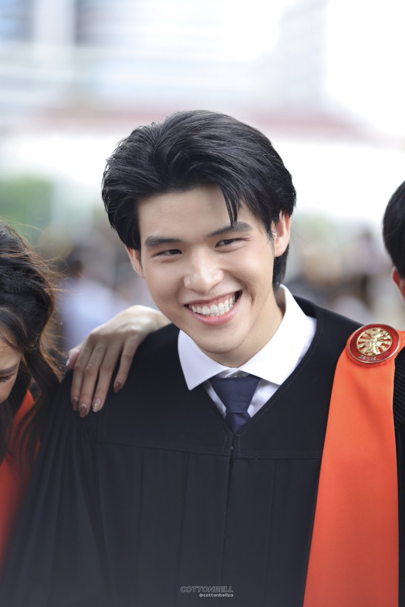 CottonB_'s tweet photo. 19.05.2022
꒰ #CongratSKY ꒱
ยินดีด้วยค้าบ ✨🎉🎓
@skywongraveee
#ก้อนเมฆของสกาย #skywongravee https://t.co/wrFaldCZft
