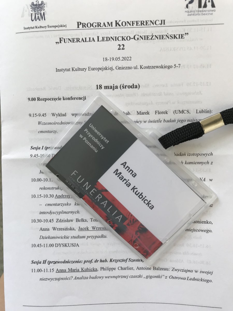 izpuls's tweet photo. Some of our scientists have "dispersed" in recent days. @GreatGreyTryjan & @FratczakMartyna are in Slovakia and catch green lizards with colleagues from @UPJS_kosice. And @akuksu attends a conference where she gave a speech on gigantism in the medieval age.
#researchlife #field https://t.co/eoIxubcb1f