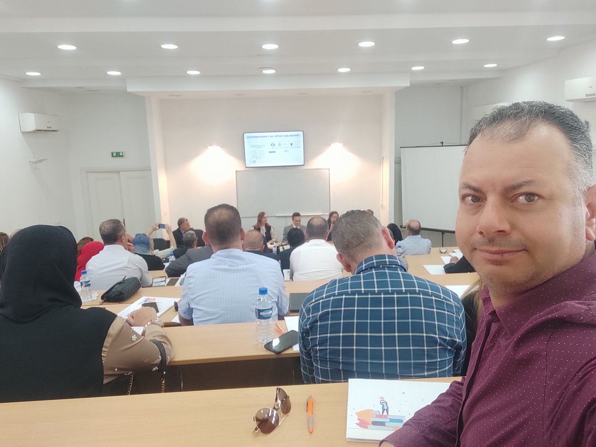 anis_amouri's tweet photo. Ma participation au séminaire "pour l'opérationnalisation d'une éducation au développement durable solidaire" du 19 au 21 mai 2022 organisé par les autorités académiques de Grenoble, de Sfax1, de Sfax2 et le ministère de l’éducation et l’association de Partenariat https://t.co/BThtZL1jNU