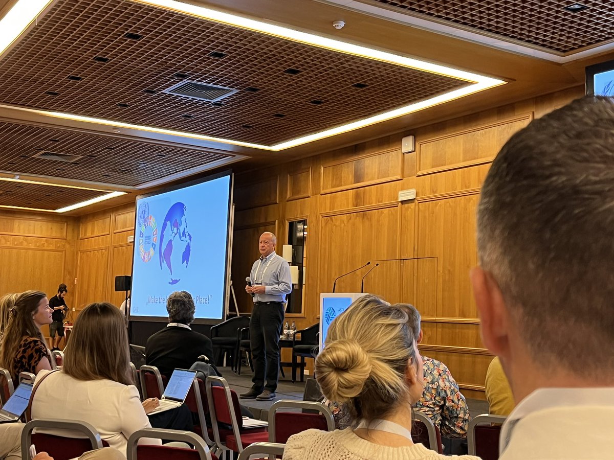 Margaret Lawlor tweet media