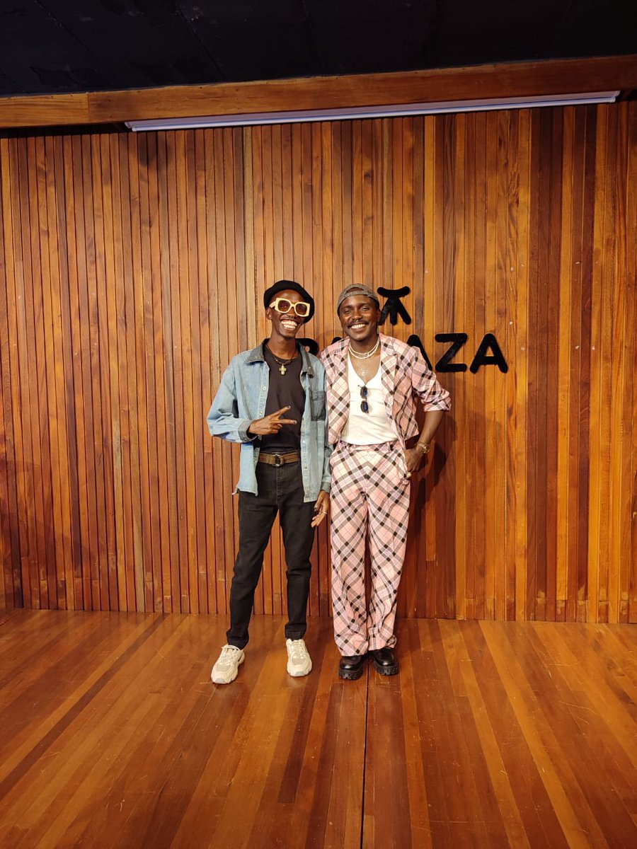 NjinoWanjiru's tweet photo. Congratulations on your new track freedom. Love it🔥❤️🎉
@iamchimano https://t.co/IA2FMEkExr