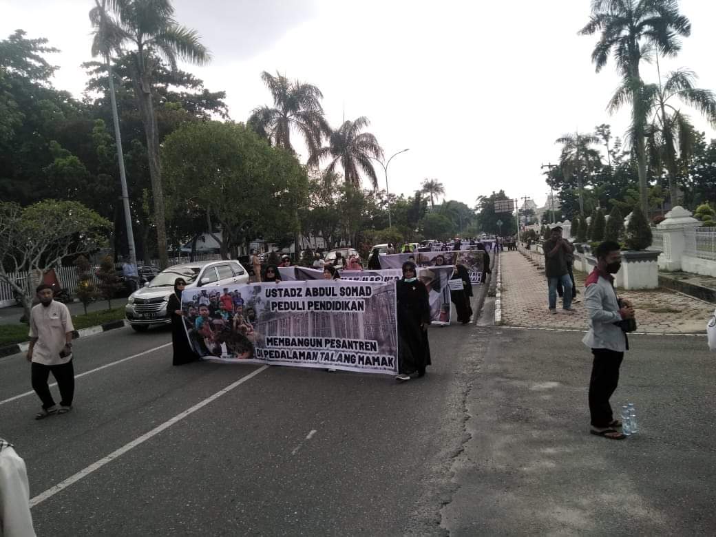 QaulanSyaqila's tweet photo. Aksi Bela Ulama #SaveUAS
(Pekanbaru 20/Mei/2022) https://t.co/32FEfZn7DK