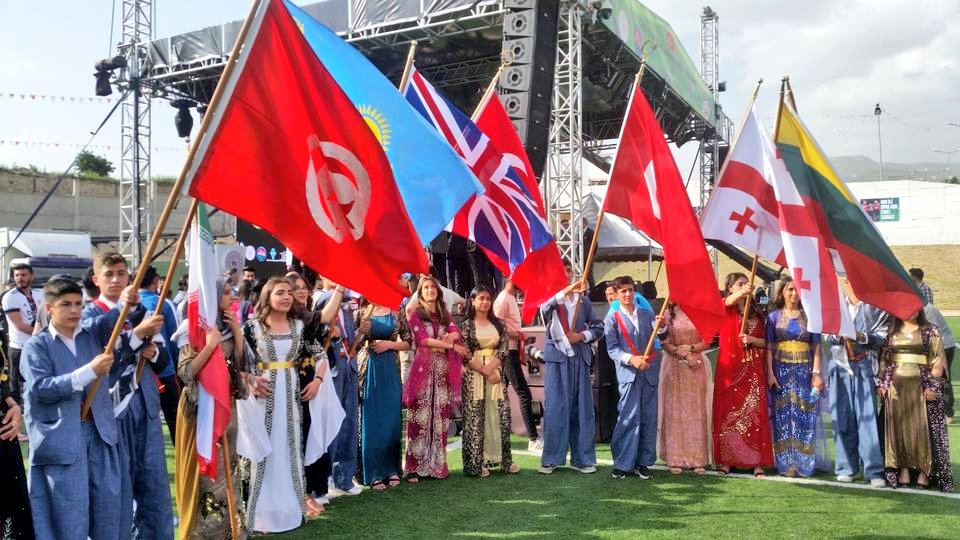 TTForgtr's tweet photo. Cudi Cup'a katılan Tunuslu ekibin teknik direktörü Ameur Jawahdou: "Bu turnuvanın organizasyonu Fransa, Almanya, Sırbistan ve Polonya'daki diğer benzer etkinliklerden daha iyi. Kortlar güzel ve insanlar çok kibar"

#CudiCup'a ilişkin değerlendirmeler @trtworld'ün haberinde 👇🏻🗞️ https://t.co/iugg5j56MX