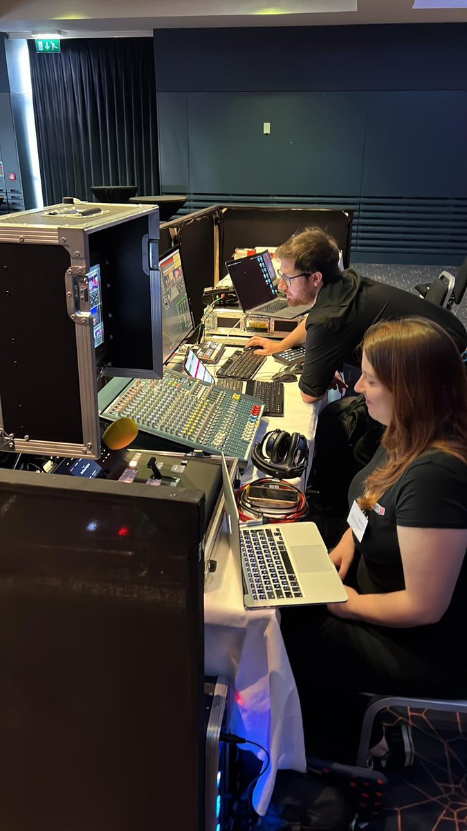 SilverstreamTV's tweet photo. Back with our friends at @BACP in Dundee 🏴. Providing their members with our #hybridevent solutions. 🎥🎬 https://t.co/zyiv6IhXII