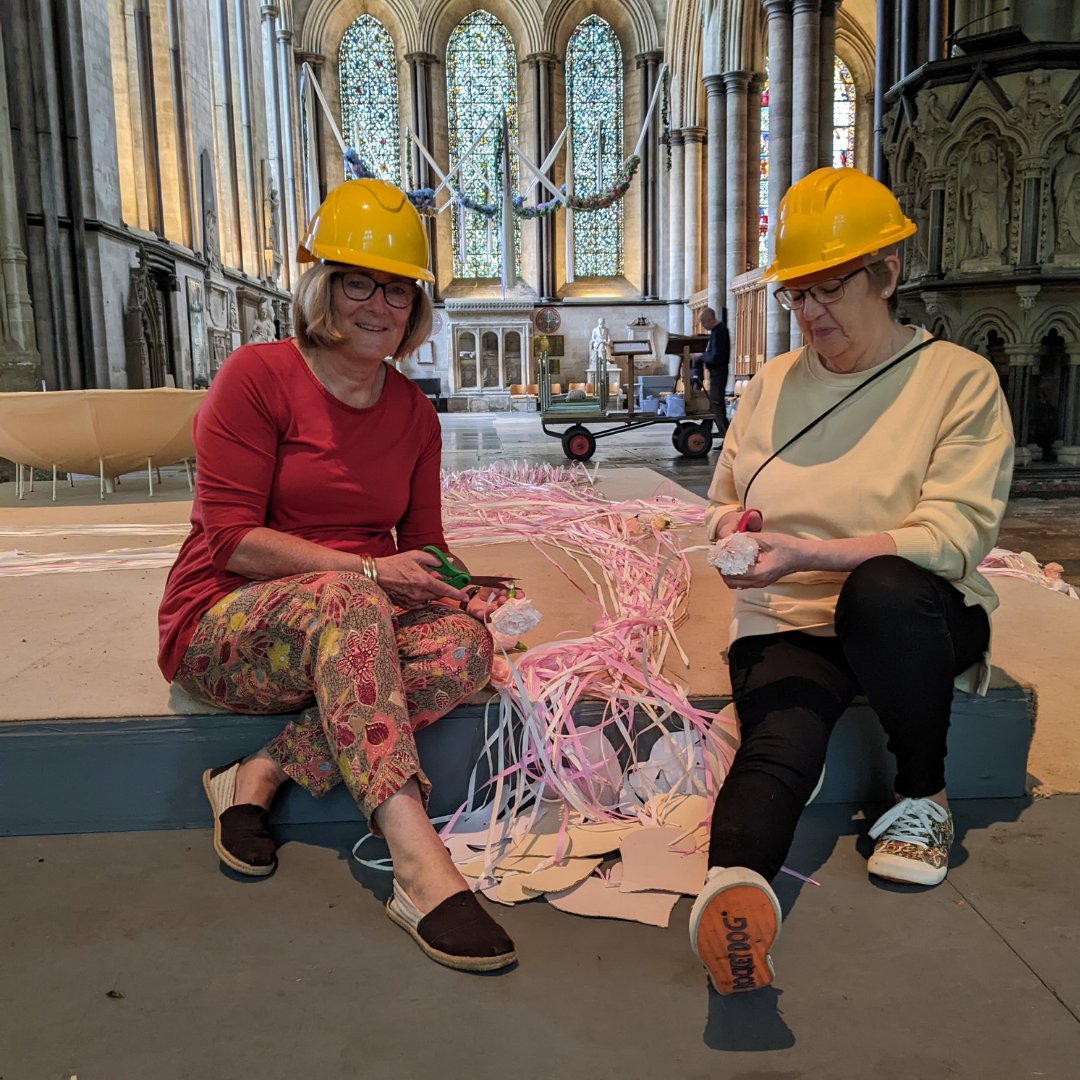 SalisburySHC's tweet photo. Eco-Conscious Celebrations 🥳💚

At Saturday's Celebration Walk we will be recycling the beautiful ribbons used at the Salisbury Cathedral Flower Festival last week, for use on our memory tree. This is thanks to the amazing Angela Turner Floral Designer 💙

#ribbonsofhope https://t.co/SxMYVY7qx4