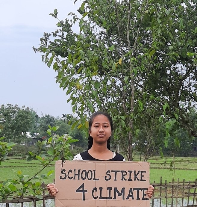 #ClimateStrike week 90. Heatwaves, wildfires, floods and landslides - all within the span of a few weeks! We are suffering. It's time for the Global North to #EndFossilFinance and pay reparations to MAPA with #LossAndDamageFinance. #FridaysForFuture
