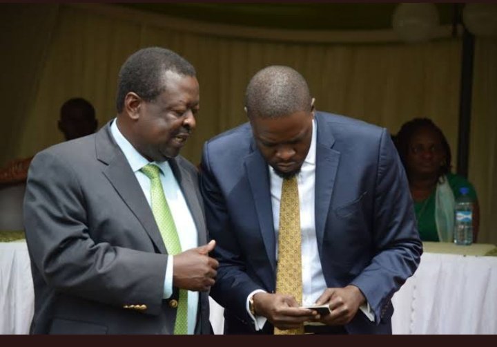 KimosopVincent's tweet photo. Who can be the best  governor between the two?
 Retweet 🔄for Johnson Sakaja
 Like for Polycarp Igathe❤️

Waiguru Oscar sudi #BabaNaMama Dr Phillip Munyao Mulembe Nation Larry #DriveInn Boeing https://t.co/ERf7Dda4Yd